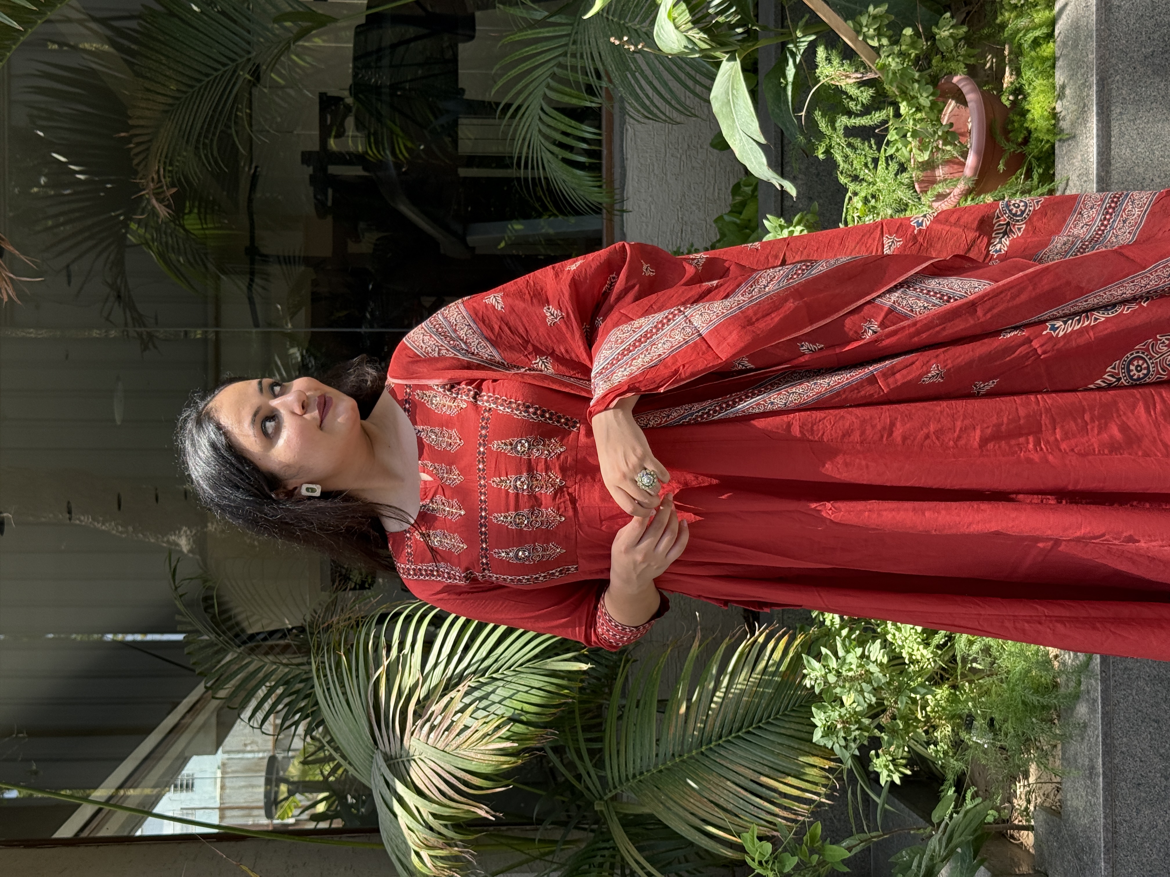 Elegance Main Look
